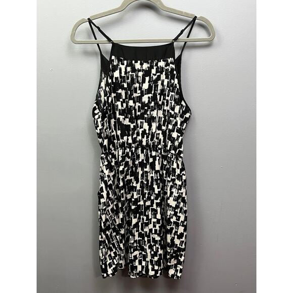 Alya Dress Womens small black/white sleeveless pockets V Neck - Picture 2 of 6